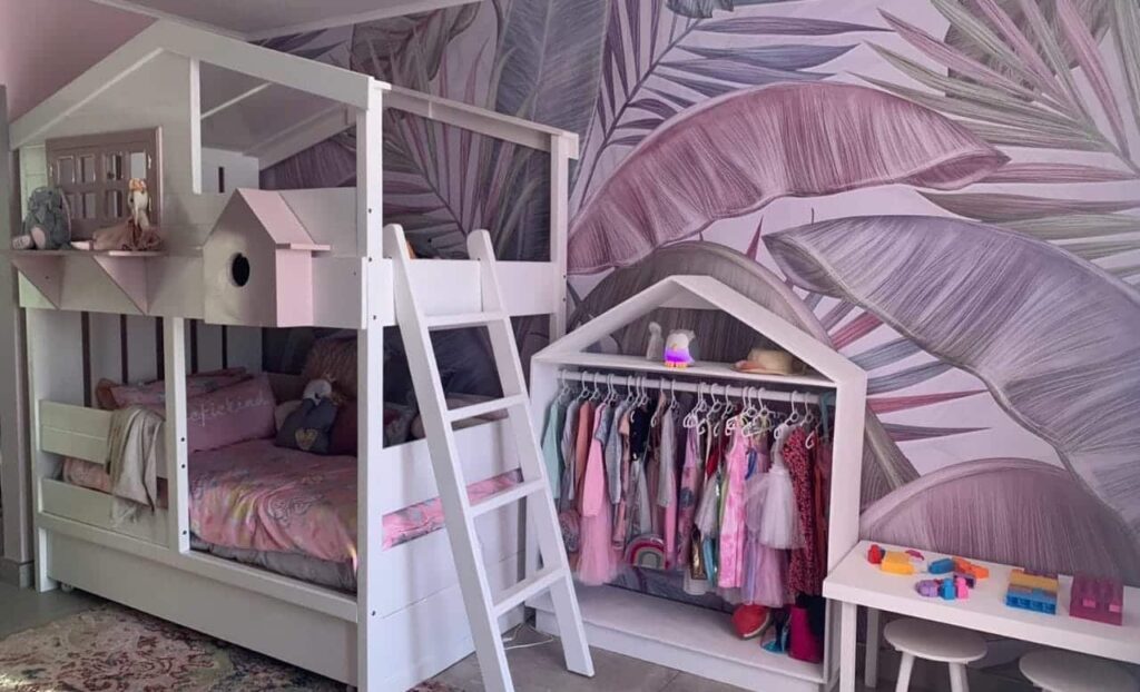 afaff3f4 dc29 4282 b05b 080a568255de 3 e1637303357806 | Peel & Stick Wallpaper Online | Proudly Made in Canada