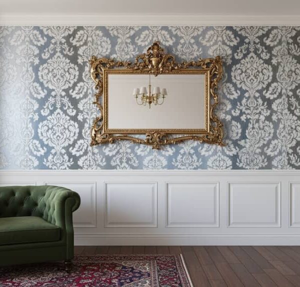 Faded Billow Wallpaper wallpaper in a Classical / Traditional room
