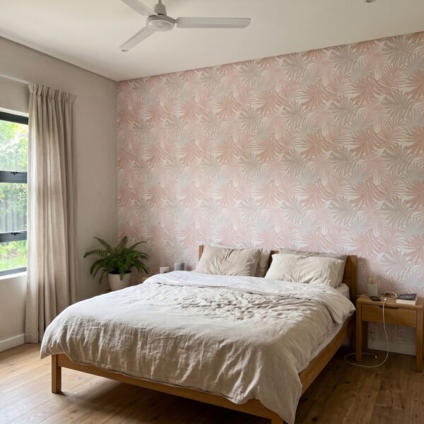 Luxurious tropical leaf Wallpaper